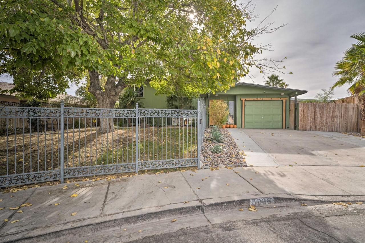 Vegas Oasis Home With Pool And Spa 7 Miles To Strip Las Vegas Exterior foto